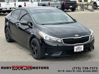 Used 2017 Kia Forte LX image 1