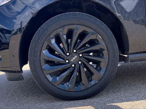 Used 2020 Lincoln Navigator Reserve w/ Equipment Group 208A Reserve AWD/4WD image 11