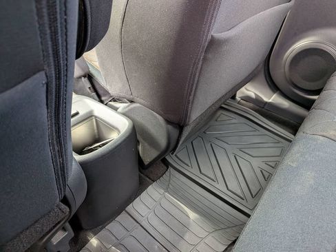 Used 2018 Nissan Kicks SR FWD image 26