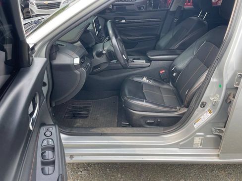 Used 2021 Nissan Altima 2.5 SR FWD image 10