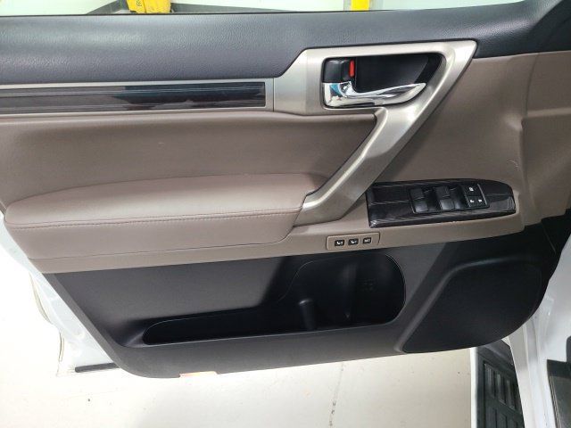 Used 2020 Lexus GX 460 Premium w/ Premium Package AWD/4WD image 21
