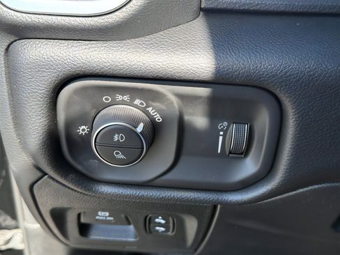 New 2026 RAM 1500 Big Horn w/ Night Edition image 21