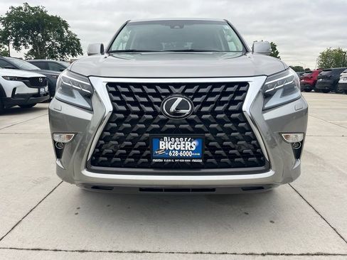 Used 2022 Lexus GX 460 Premium w/ Premium Package AWD/4WD image 3