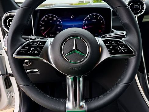 Certified 2025 Mercedes-Benz GLC 300 4MATIC image 15