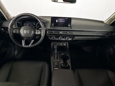 Certified 2023 Honda Civic EX-L image 3