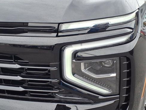 New 2026 Chevrolet Suburban RST image 7