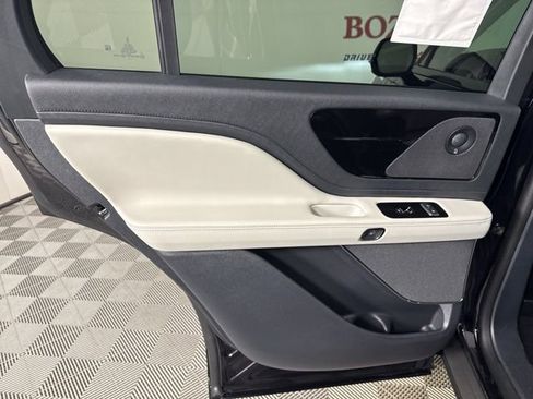 New 2025 Lincoln Aviator Premiere w/ Jet Appearance Package image 19