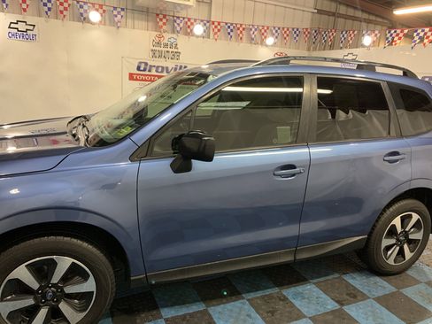 Used 2017 Subaru Forester 2.5i w/ Alloy Wheel Package image 2