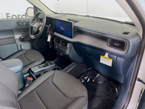 New 2025 Ford Maverick XL w/ Equipment Group 102A image 27