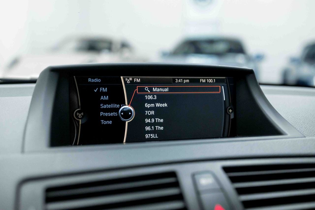 Used 2011 BMW 1 Series M RWD image 50