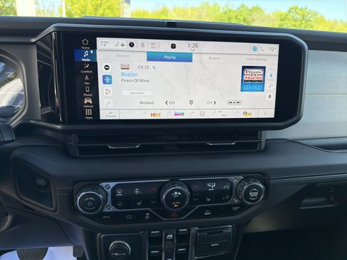 Certified 2025 Jeep Wrangler Unlimited Sahara AWD/4WD image 22