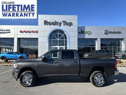 New 2024 RAM 2500 Tradesman w/ Chrome Appearance Group