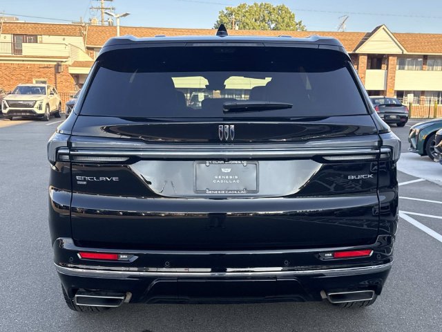 Used 2026 Buick Enclave Avenir AWD/4WD image 7
