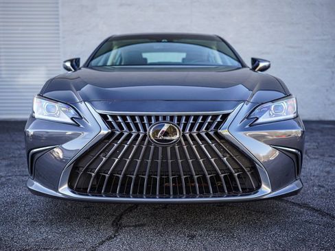 Used 2023 Lexus ES 350 w/ Premium Package image 4