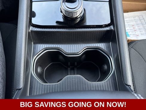 New 2025 Jeep Grand Cherokee L Laredo image 34