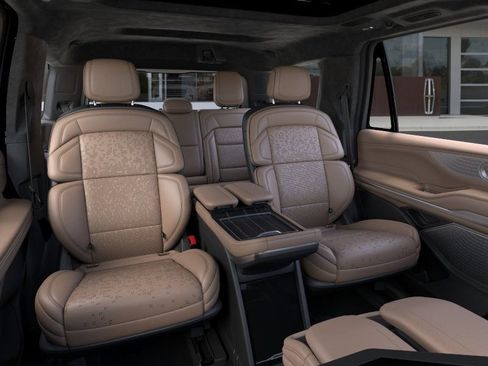 New 2026 Lincoln Navigator Black Label AWD/4WD image 11