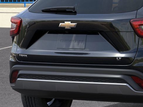 New 2026 Chevrolet Trax LT image 14