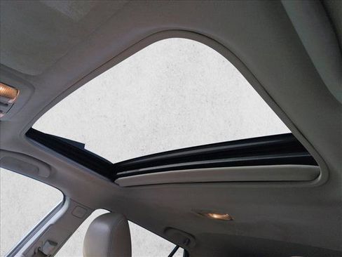 Used 2016 Subaru Outback 2.5i Limited image 15