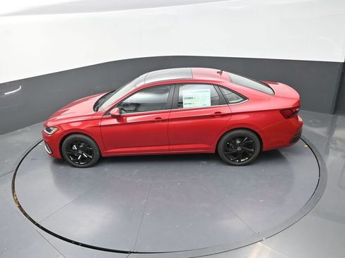 New 2026 Volkswagen Jetta SE FWD image 16