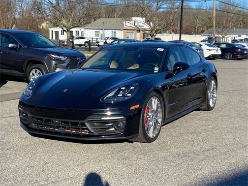 Used 2023 Porsche Panamera 4S image 8