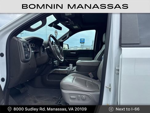 Used 2020 Chevrolet Silverado 1500 LT Trail Boss AWD/4WD image 2