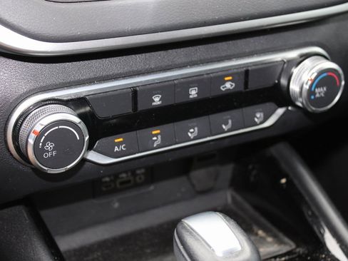 Used 2021 Nissan Altima 2.5 SV image 22