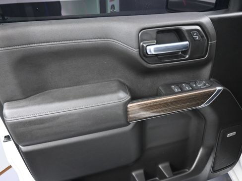 Used 2021 Chevrolet Silverado 1500 LT Trail Boss w/ Convenience Package II AWD/4WD image 13
