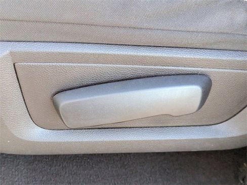 Used 2024 RAM 1500 Classic SLT image 23