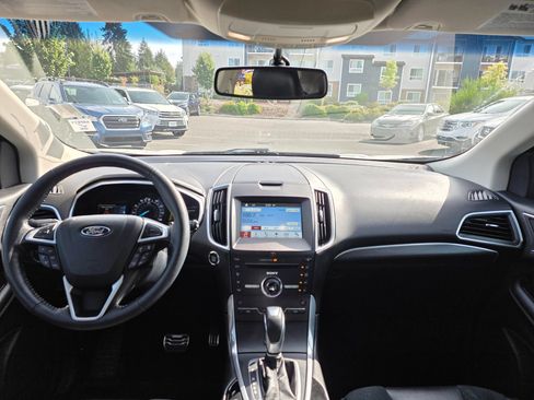 Used 2016 Ford Edge Sport w/ Technology Package AWD/4WD image 12