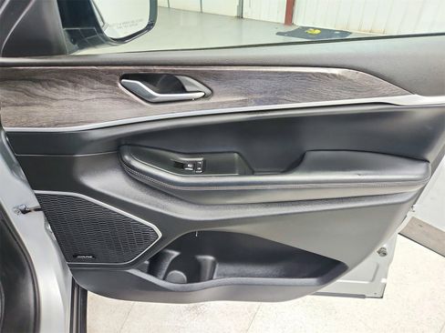 Used 2021 Jeep Grand Cherokee L Limited w/ Trailer Tow Group (B) image 40