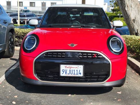 Used 2025 MINI Cooper S FWD image 9