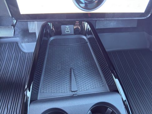 New 2025 Ford Mustang Mach-E GT w/ Interior Protection Package image 32