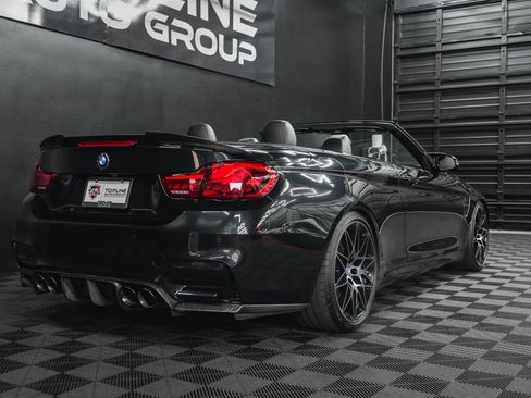 Used 2016 BMW M4 Convertible image 22