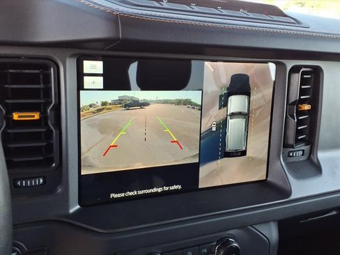 Used 2024 Ford Bronco Badlands AWD/4WD image 5