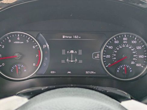 Used 2023 Kia Seltos SX w/ SX Sunroof Package AWD/4WD image 11