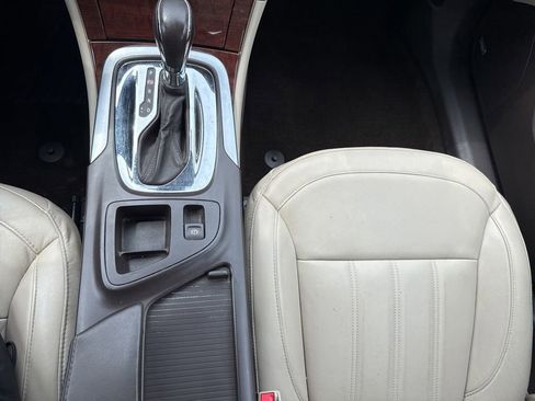 Used 2016 Buick Regal Premium FWD image 19