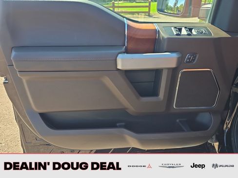 Used 2019 Ford F150 King Ranch w/ Equipment Group 601A Luxury AWD/4WD image 11