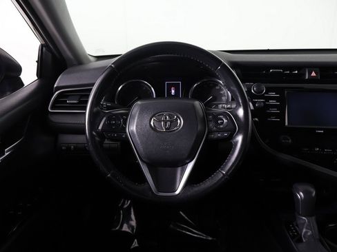 Used 2020 Toyota Camry SE w/ Convenience Package image 37