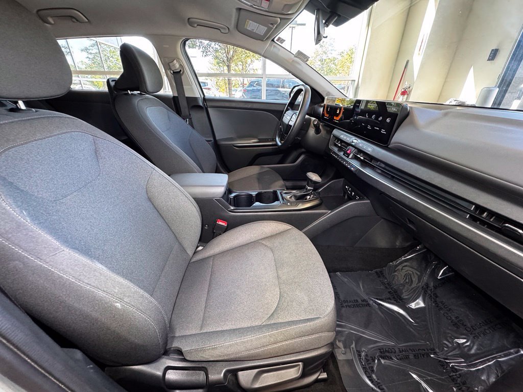 Used 2025 Kia K4 FWD image 42