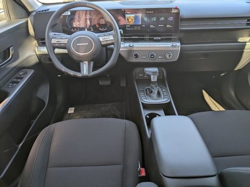 Used 2026 Hyundai Kona SE image 19