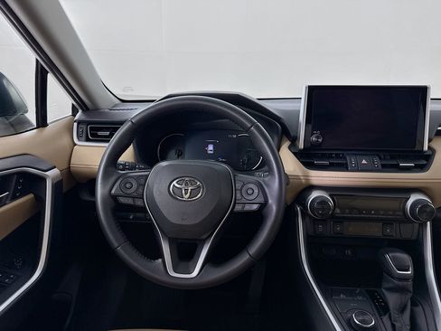 Certified 2023 Toyota RAV4 XLE Premium AWD/4WD image 22