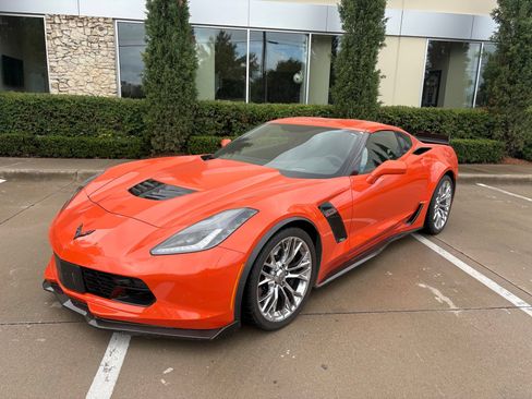 Used 2019 Chevrolet Corvette Z06 RWD image 1