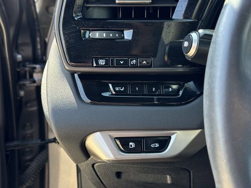 Used 2023 Lexus RX 350 w/ Luxury Package image 21