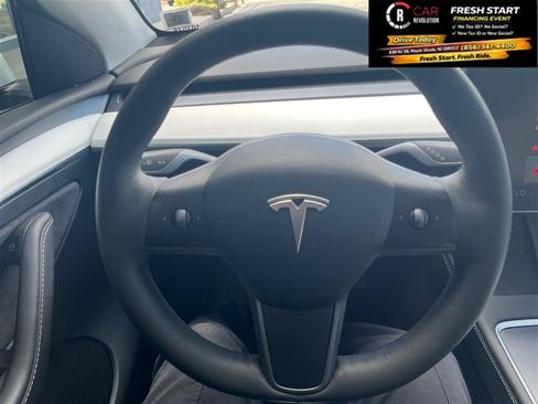 Used 2023 Tesla Model Y Long Range image 26