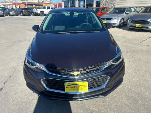 Used 2016 Chevrolet Cruze LT w/ Convenience Package image 8