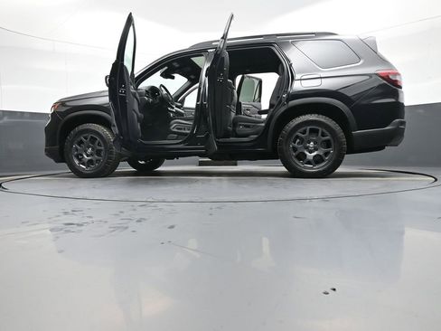 Used 2023 Honda Pilot TrailSport image 51