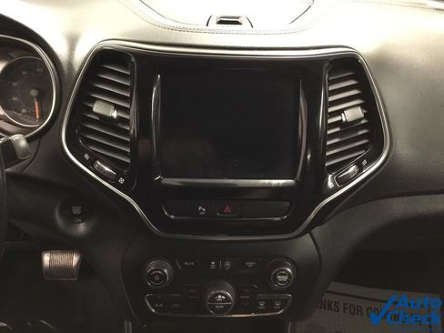 Used 2020 Jeep Cherokee Limited AWD/4WD image 52