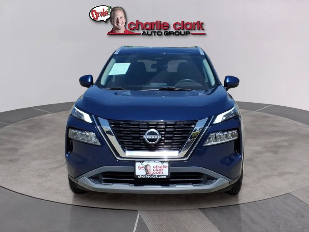 Used 2022 Nissan Rogue SV w/ SV Premium Package FWD image 8