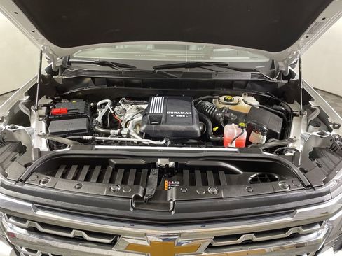 Used 2024 Chevrolet Silverado 1500 LTZ image 25