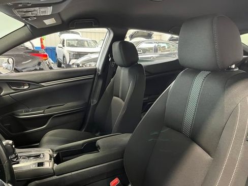 Used 2018 Honda Civic Sport image 23